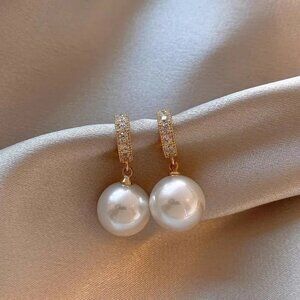 2/$24 Dainty Dressy Retro French Style Pearl Style Earrings